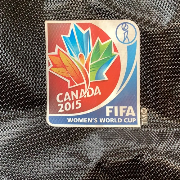Adidas Canada FIFA 2015 Drawstring backpack - Picture 2 of 5